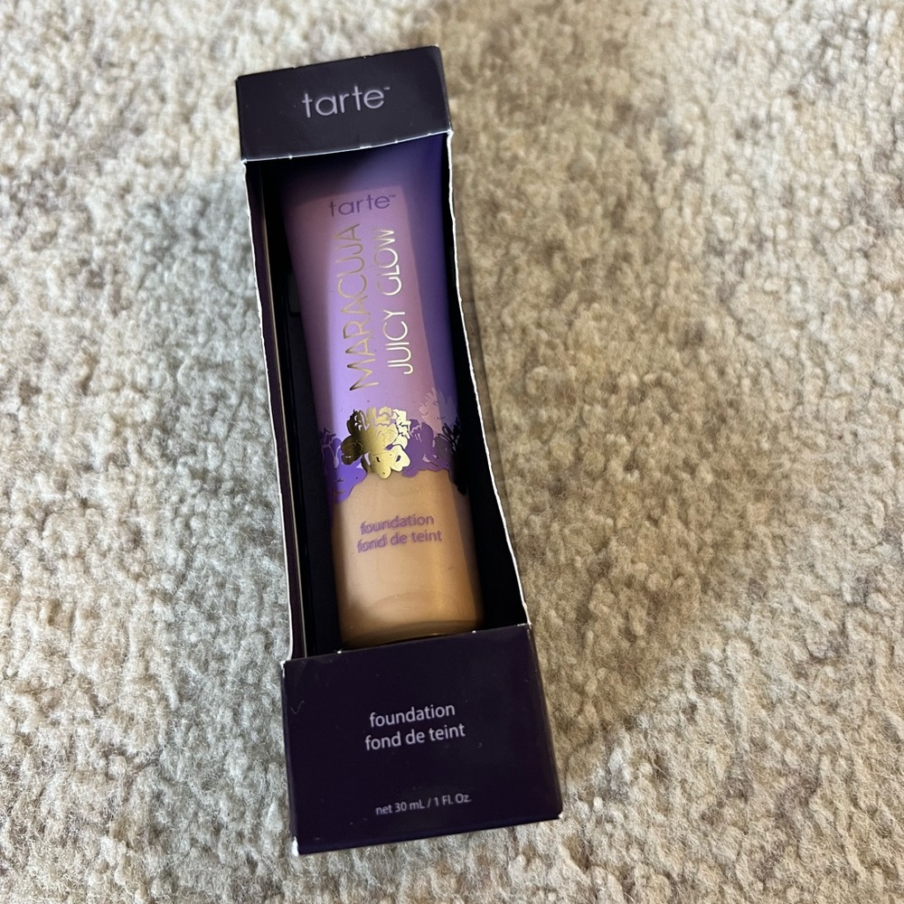 Tarte maracuja juicy glow foundation